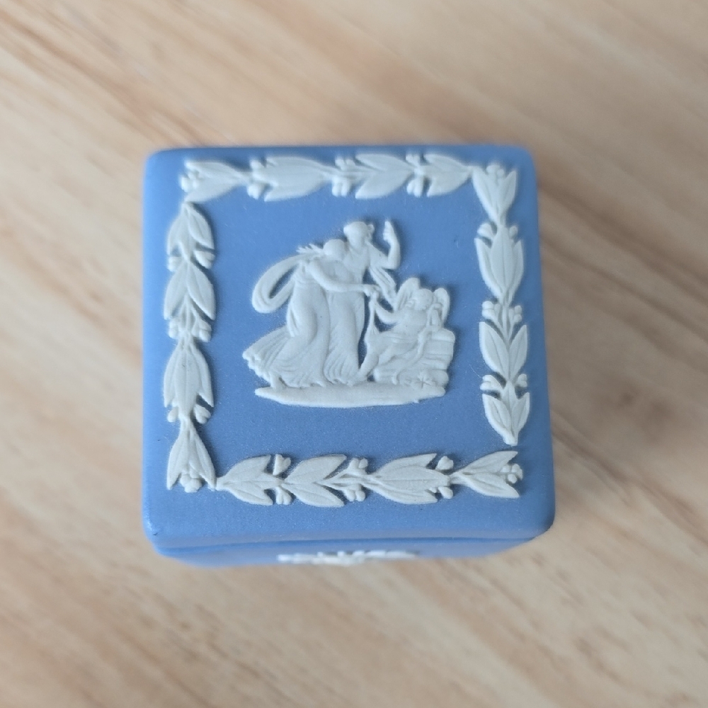Wedgwood Lozenge Box, Blue Jasperware